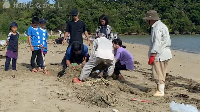 大人と子供の協力作業